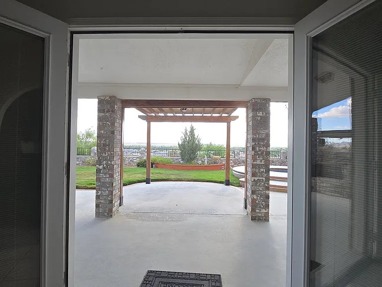 7665 Le Conte Dr — Photo 14
