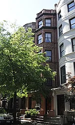 70 West 105th Street in Manhattan Valley