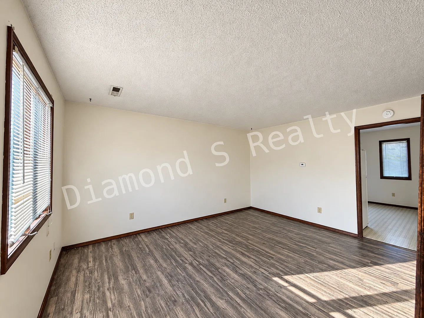 Nixa Townhome - 2 Bed/1.5 Bath! — Photo 2