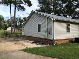 205 N Beverlye Rd, Dothan, AL 36303