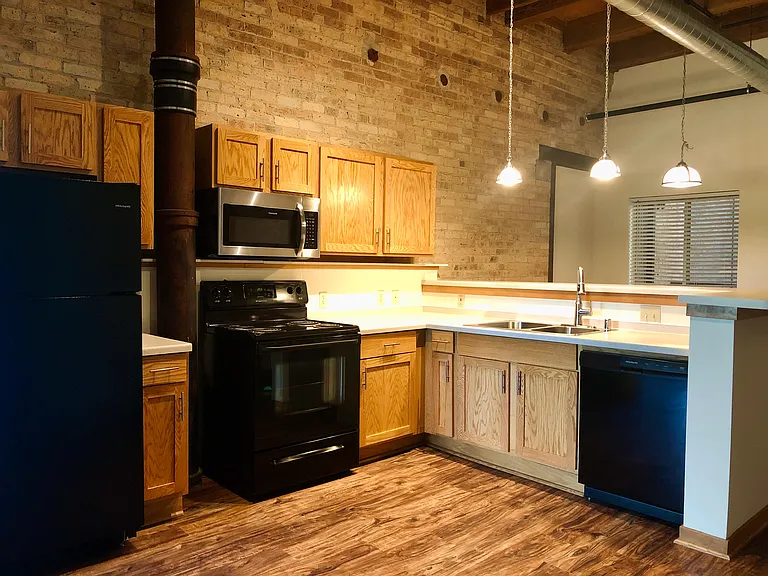 Historic Fifth Ward Lofts — Photo 9
