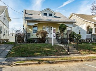 26 W Avon Rd, Brookhaven, PA 19015