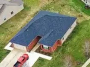 105 Community Club Dr, Mount Holly, NC 28120