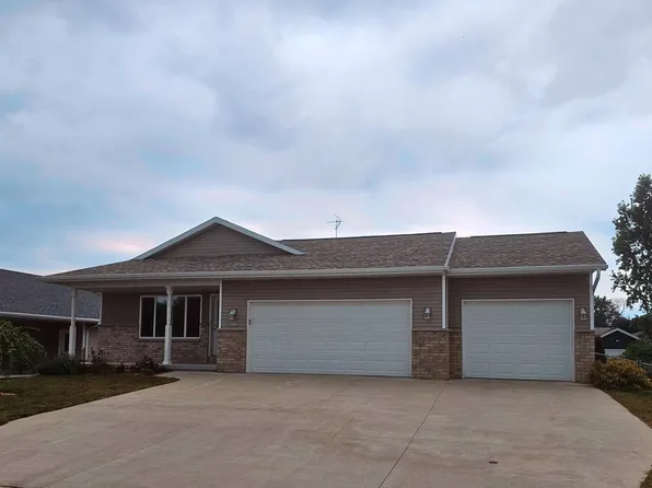 2210 South 21st STREET, Manitowoc, WI 54220