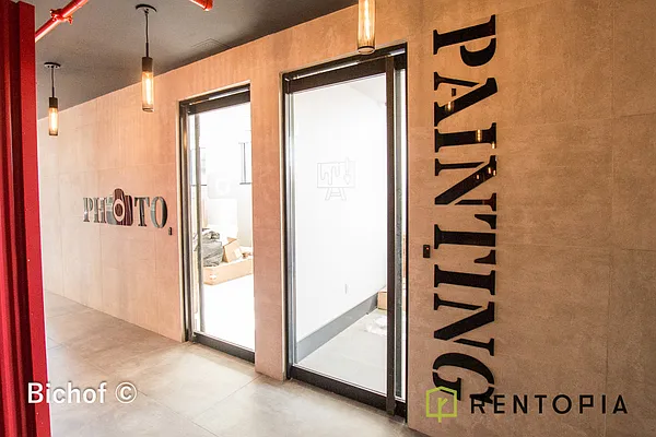 Rented by The KCI Group | media 71