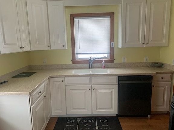 5th image of 1557 Joslyn Ave