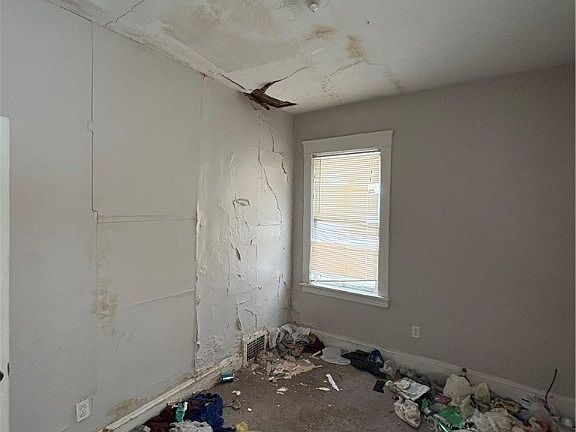 5th image of 513 E 117th St
