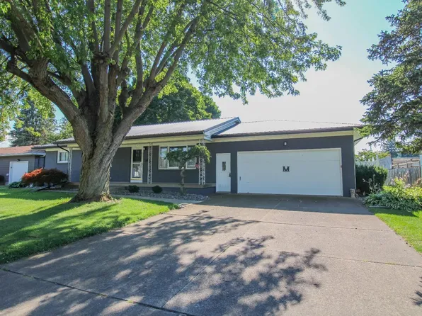 219 Brinker St, Bellevue, OH 44811