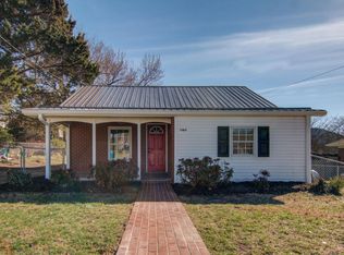 1363 Thomason Rd SE, Roanoke, VA 24014