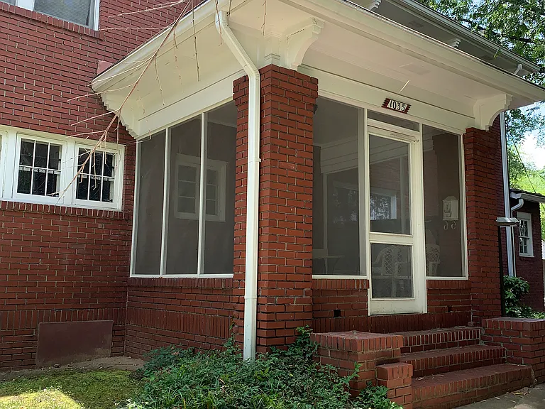 1035 Virginia Ave NE #1B — Photo 1