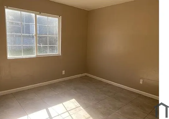 210 Barrett Ave — Photo 8