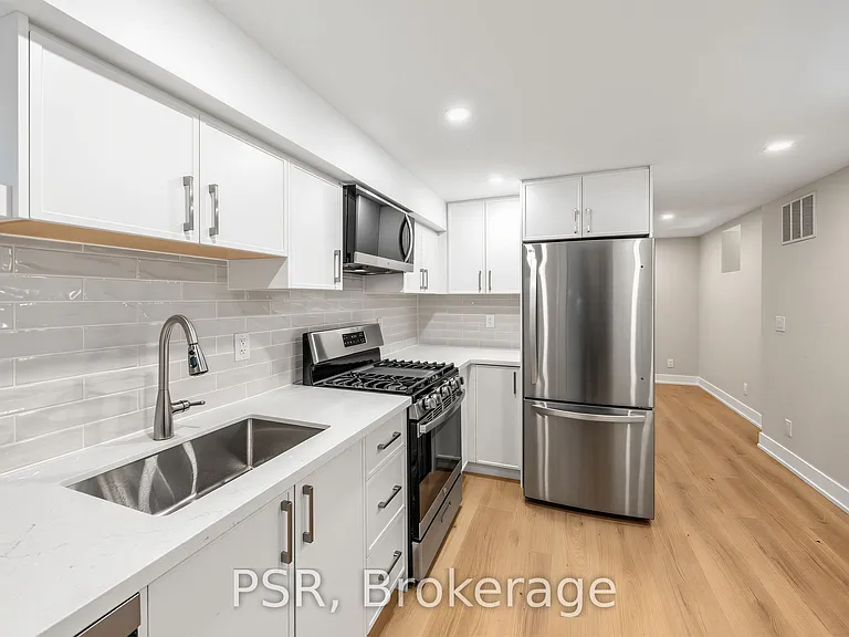 99 Geoffrey St #BASEMENT — Photo 4