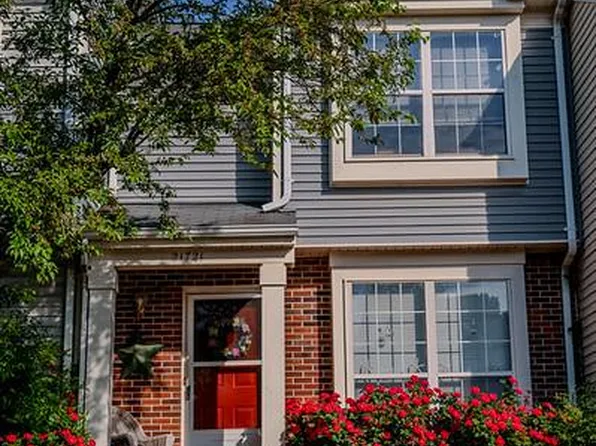 21721 Calamary Cir, Sterling, VA 20164