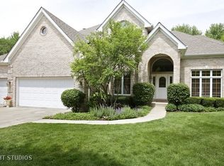 517 Ridgelawn Trl, Batavia, IL 60510