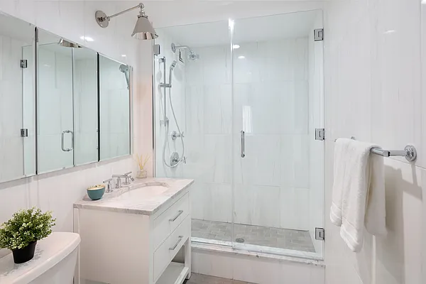 Sold by MNS | media 5