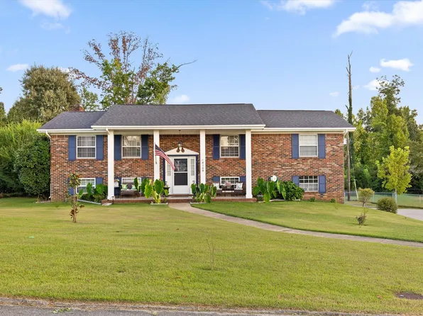 8168 Pinecrest Dr, Chattanooga, TN 37421