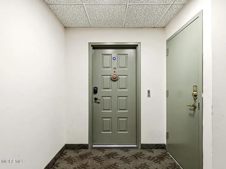 300 Ocean Ave N #C1 — Photo 6