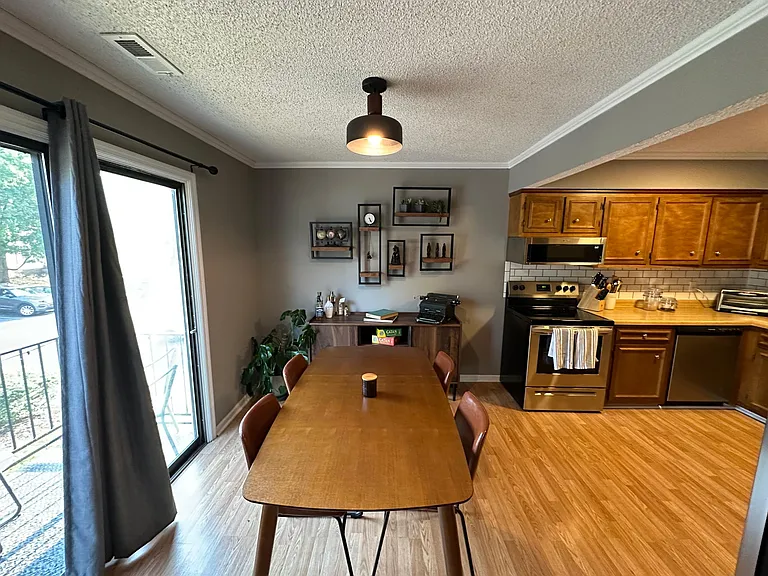 5788 Brentwood Trce — Photo 4