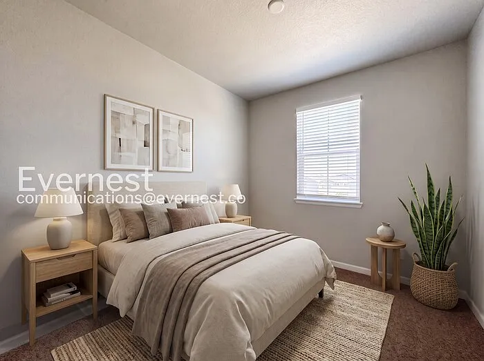 12492 Childers St — Photo 7