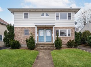 30 Bedford Ave #A, Westbury, NY 11590