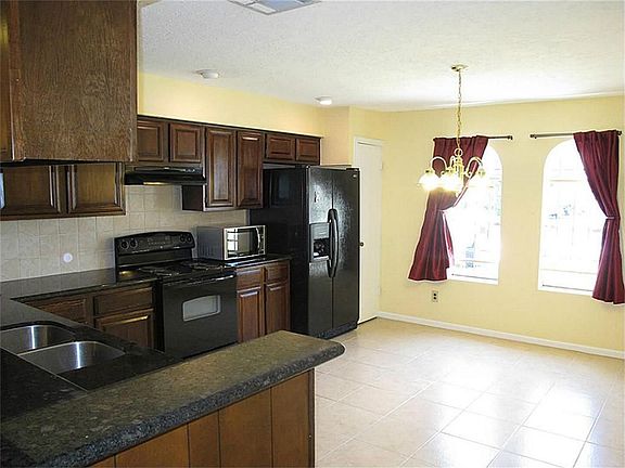 4th image of 10555 Alcott Dr