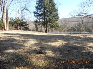 1181 Main St N, Woodbury, CT 06798