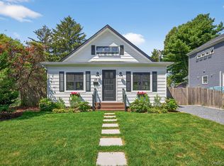 25 W 5th St, Locust Valley, NY 11560