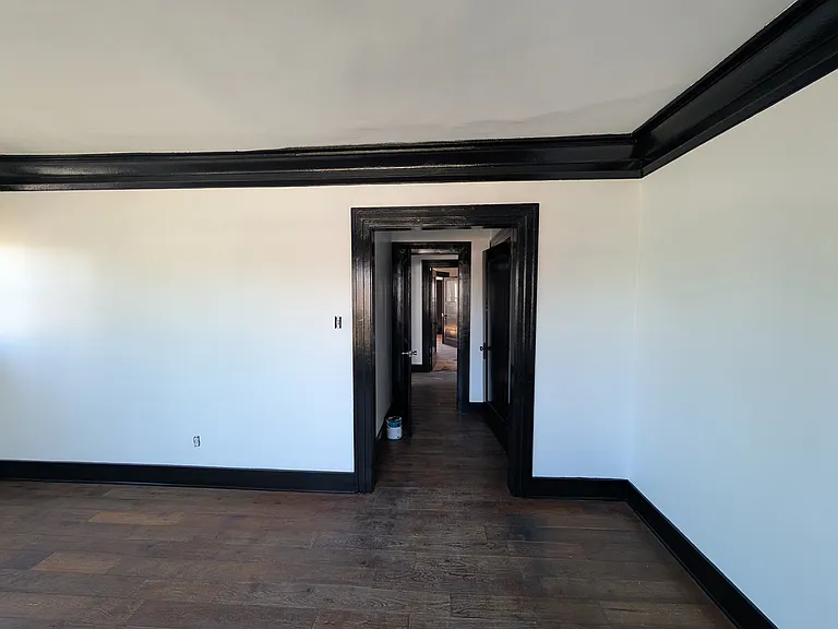 4053 S Budlong Ave #1/2 — Photo 9