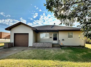 424 N Bryan St, Weatherford, OK 73096