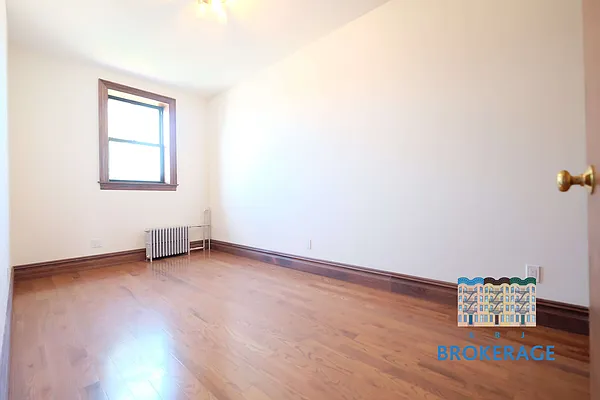 Rented by SBJ Brokerage, LLC | media 15