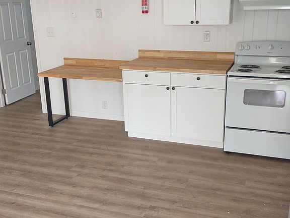 2nd image of 3014 Forestdale Ave #14