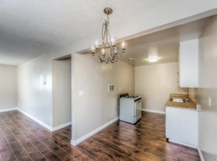 1377 Abbey Ln APT 4, Pomona, CA 91767