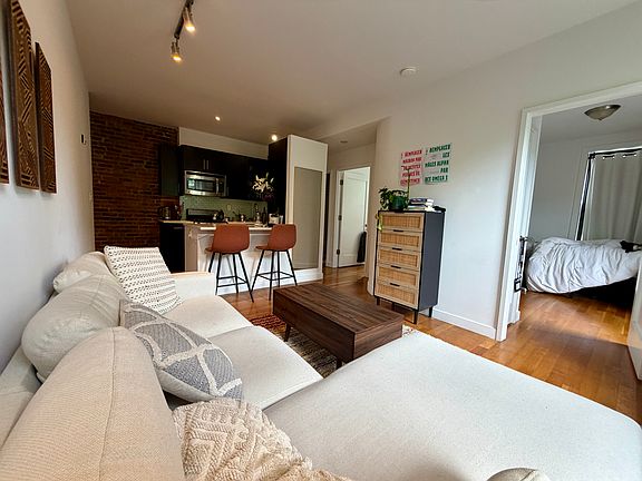 5th image of 259 E Broadway APT 3B