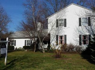 47 Iroquois Trl, Slingerlands, NY 12159
