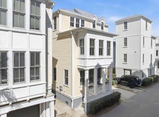 44 Dereef Ct, Charleston, SC 29403