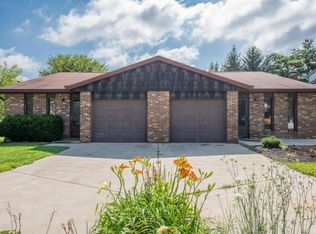 3236 Independence St, Grove City, OH 43123