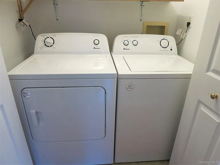 56 Linwood Rd N #2 — Photo 9