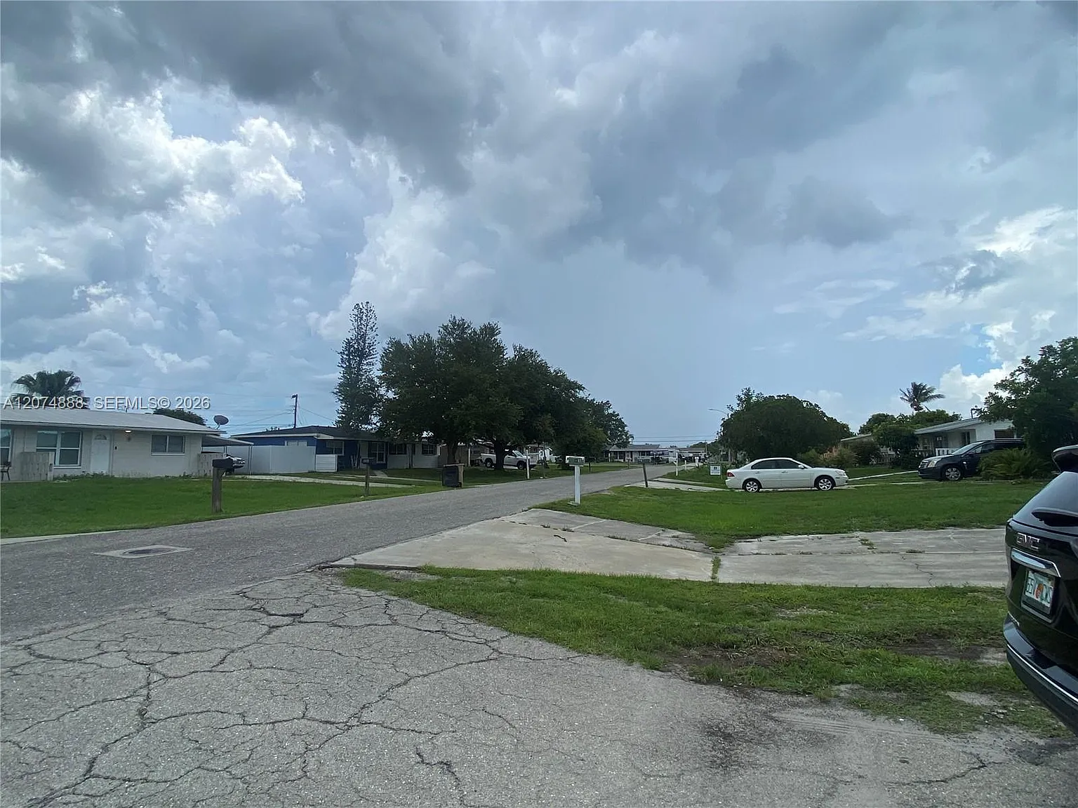 Lehigh Acres — Photo 2