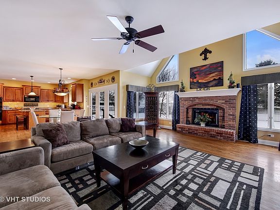 2nd image of 13404 Skyline Dr