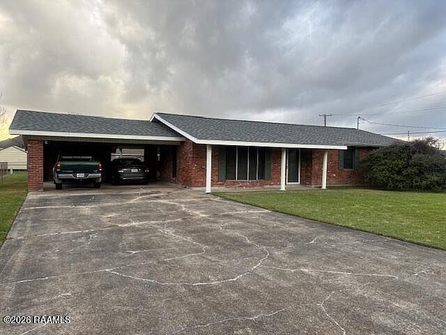 1st image of 211 Ella St