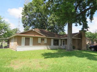 6946 Oak Village Dr, Humble, TX 77396