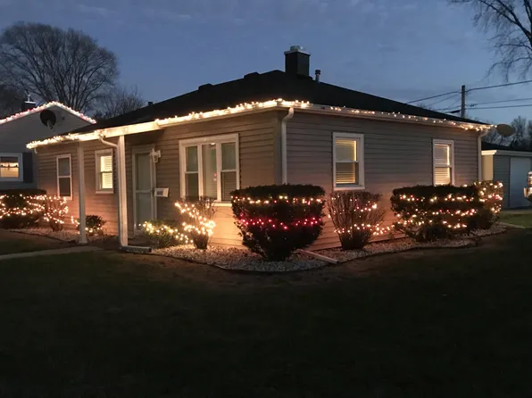1802 Sycamore St, Niles, MI 49120
