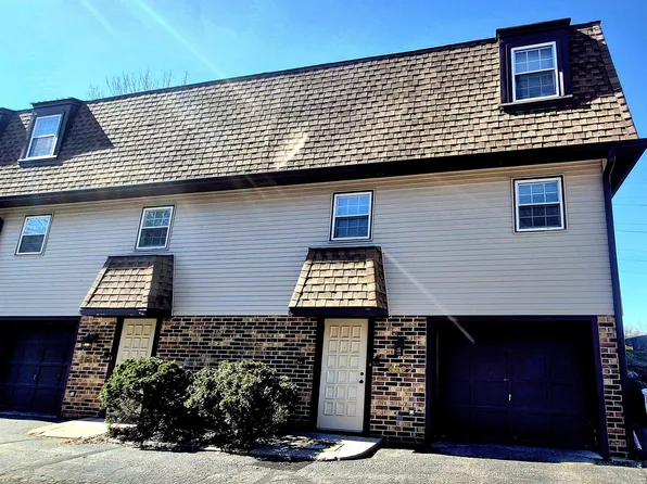 2522 W Memorial Dr, Janesville, WI 53548