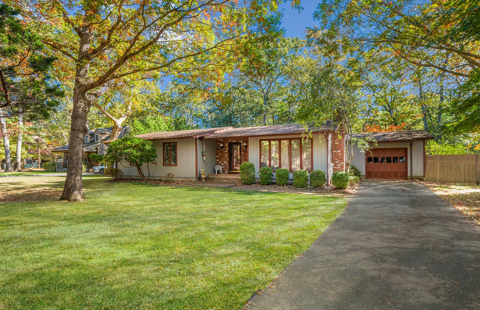  Welcome to ## Sherwood in Clearwater Beach, EH Springs