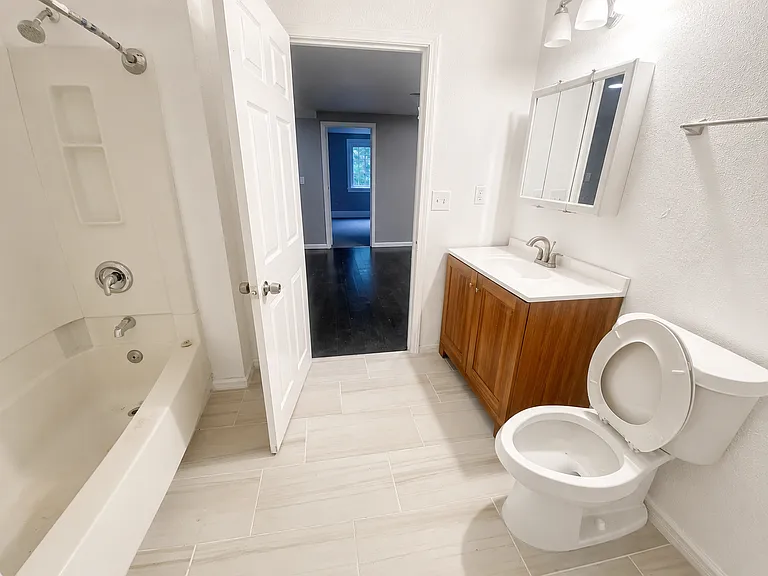 Second Full Bathroom with Tub/Shower