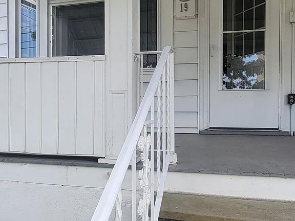 2nd image of 19 N Meade St
