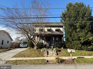 212 Cochran St, Cochranville, PA 19330