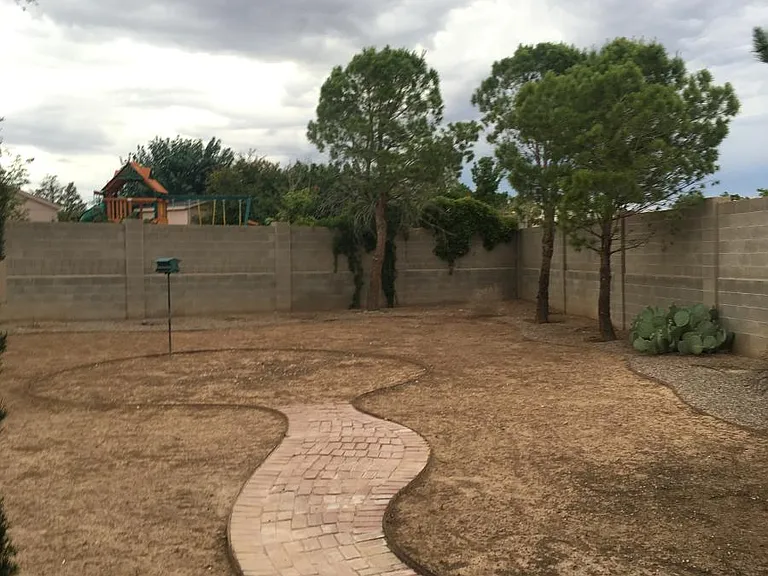 2524 Stallion Ct — Photo 9