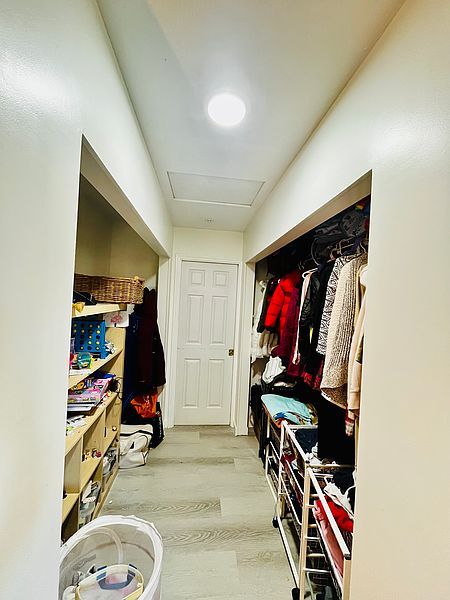 Burnaby Apartment for rent - 2 Bedrooms — photo 11