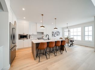 73 Chartres Close, Saint Albert, AB T8T2E1